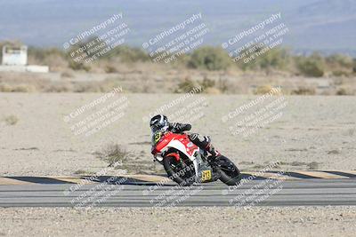 media/Dec-07-2025-CVMA (Sun) [[3e7d2de5dc]]/Race 9-Formula UL Shootout/